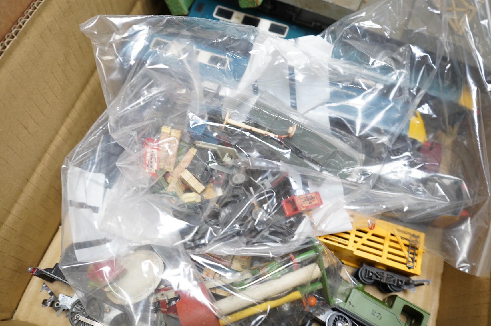 A quantity of diecast toys, plastic and lead soldiers, and 00 gauge model railway, including; a good quantity of Britains, etc. lead animals, Britains Deetail plastic soldiers, etc. Britains lead soldiers, farm equipment